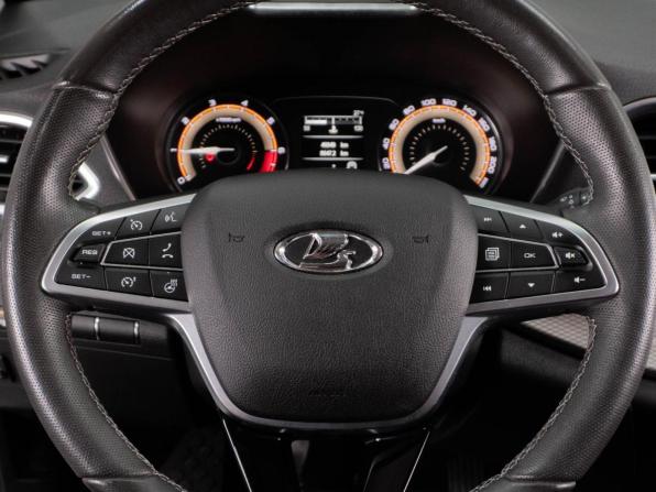 Lada (ВАЗ) Vesta I Рестайлинг (NG) с пробегом 2023 года, цена 1 239 000 рублей, 46949 км, седан, Автокод Объявления