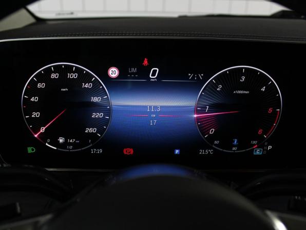 Новый Mercedes-Benz V-Класс III (W447) Рестайлинг 2 2026 года, цена 14 520 000 рублей, минивэн, Автокод Объявления