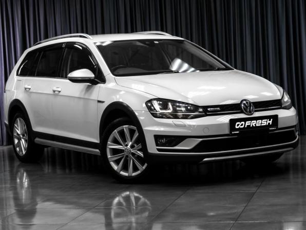 Volkswagen Golf VII Рестайлинг с пробегом 2017 года, цена 1 799 000 рублей, 172982 км, универсал, Автокод Объявления