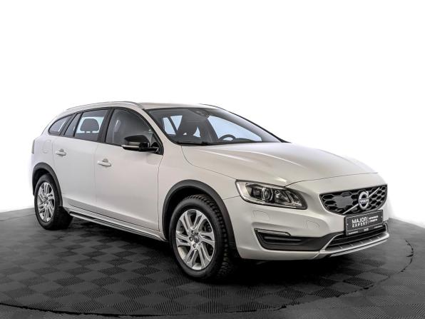 Volvo V60 Cross Country I с пробегом 2018 года, цена 2 505 000 рублей, 79719 км, универсал, Автокод Объявления