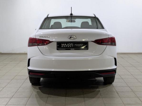 Hyundai Solaris II Рестайлинг с пробегом 2022 года, цена 1 495 000 рублей, 148631 км, седан, Автокод Объявления