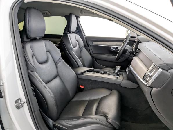Volvo S90 II Рестайлинг с пробегом 2021 года, цена 3 695 000 рублей, 75437 км, седан, Автокод Объявления