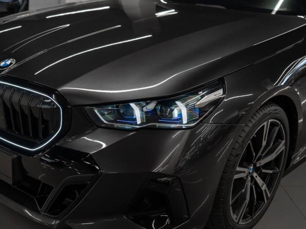 BMW 5 серии VIII (G60/G61/G68) с пробегом 2024 года, цена 7 850 000 рублей, 19653 км, седан, Автокод Объявления