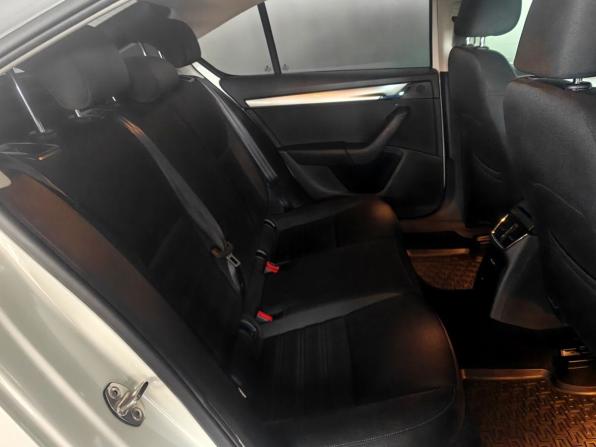 Skoda Octavia III (A7) Рестайлинг с пробегом 2020 года, цена 1 880 000 рублей, 122668 км, лифтбек, Автокод Объявления