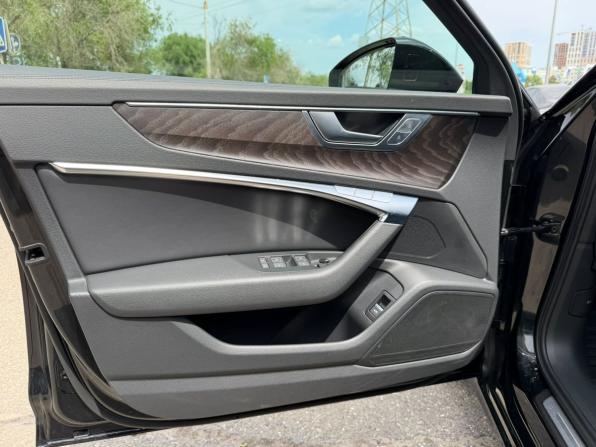 Audi A6 V (C8) с пробегом 2022 года, цена 5 190 000 рублей, 47964 км, седан, Автокод Объявления