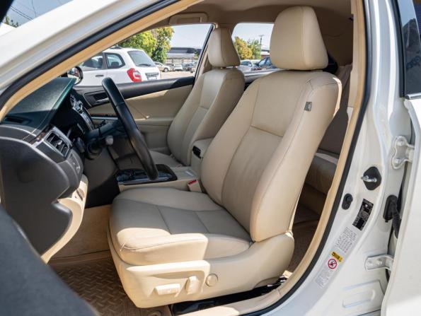 Toyota Camry VII (XV50) Рестайлинг с пробегом 2015 года, цена 2 335 000 рублей, 119167 км, седан, Автокод Объявления