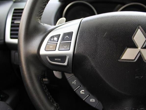 Mitsubishi Outlander II Рестайлинг с пробегом 2011 года, цена 1 299 000 рублей, 215000 км, внедорожник, Автокод Объявления