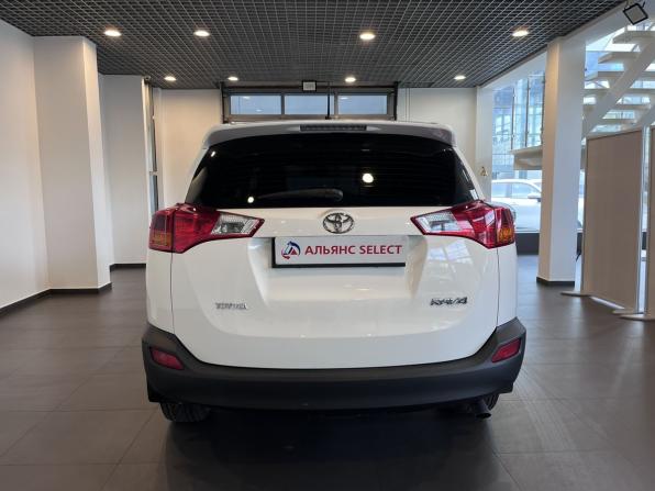 Toyota RAV4 IV (XA40) с пробегом 2015 года, цена 1 720 000 рублей, 221619 км, внедорожник, Автокод Объявления