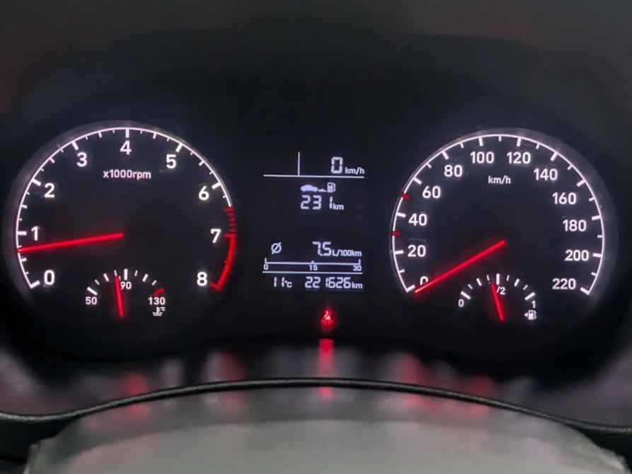 Hyundai Solaris II Москва  - изображение 12