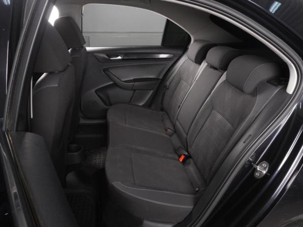 Volkswagen Polo VI с пробегом 2021 года, цена 1 599 000 рублей, 90275 км, лифтбек, Автокод Объявления