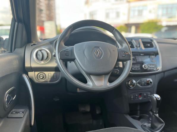 Renault Sandero II с пробегом 2017 года, цена 1 120 000 рублей, 120000 км, хэтчбек, Автокод Объявления