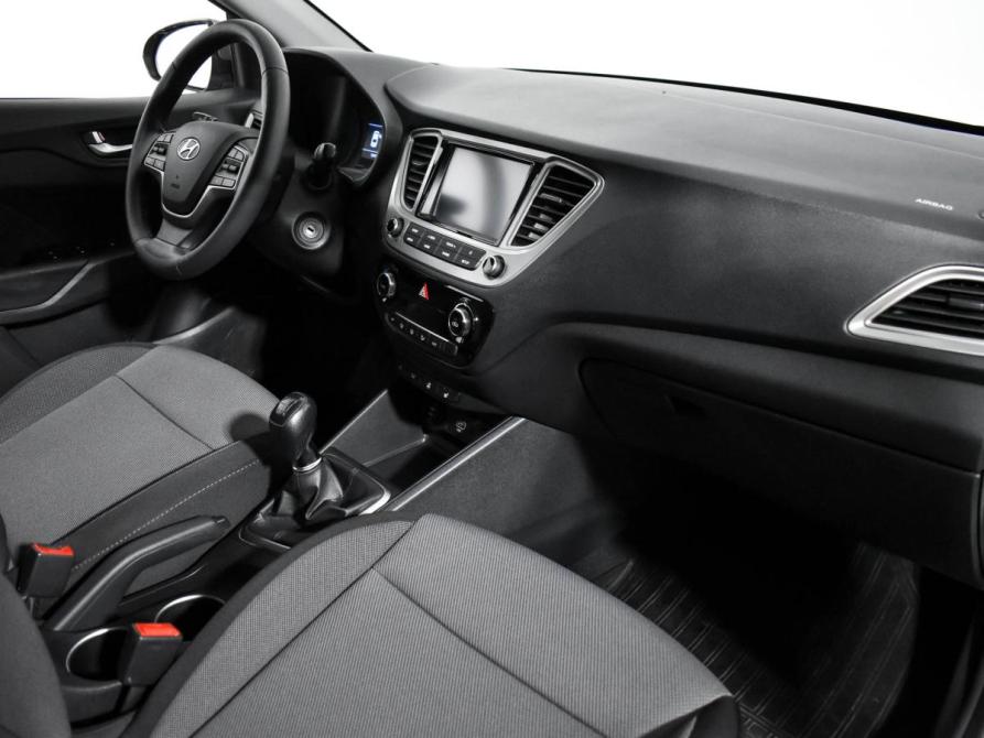 Hyundai Solaris II Санкт-Петербург  - изображение 13