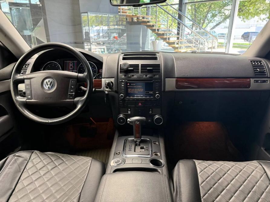 Volkswagen Touareg I Москва  - изображение 14