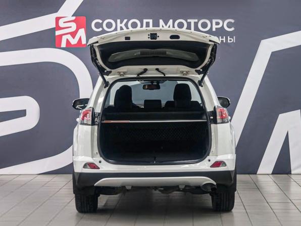 Toyota RAV4 IV (XA40) Рестайлинг с пробегом 2017 года, цена 2 499 900 рублей, 168000 км, внедорожник, Автокод Объявления