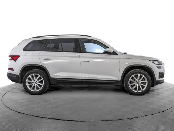 Skoda Kodiaq I Рестайлинг с пробегом 2022 года, цена 3 880 000 рублей, 58194 км, внедорожник, Автокод Объявления