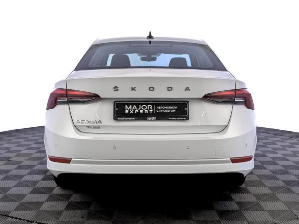 Skoda Octavia IV (A8) с пробегом 2021 года, цена 1 450 000 рублей, 351430 км, лифтбек, Автокод Объявления