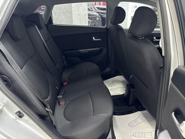 Kia Rio III Рестайлинг с пробегом 2016 года, цена 1 299 000 рублей, 127658 км, хэтчбек, Автокод Объявления