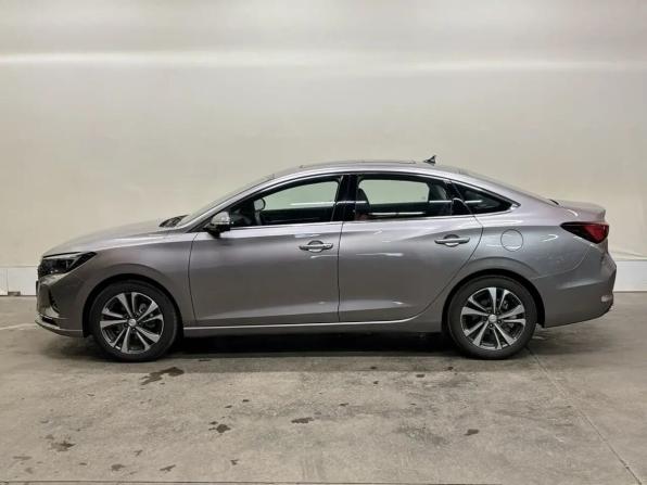 Changan Eado Plus с пробегом 2024 года, цена 1 709 000 рублей, 8313 км, седан, Автокод Объявления
