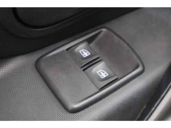 Renault Logan II Рестайлинг с пробегом 2021 года, цена 1 249 000 рублей, 44844 км, седан, Автокод Объявления