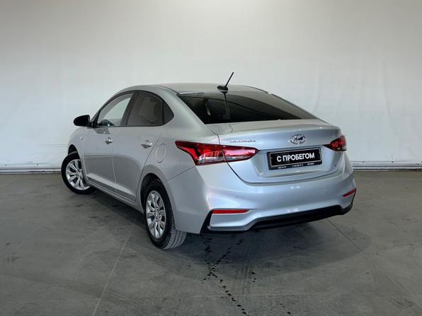 Hyundai Solaris II с пробегом 2019 года, цена 1 325 000 рублей, 92600 км, седан, Автокод Объявления