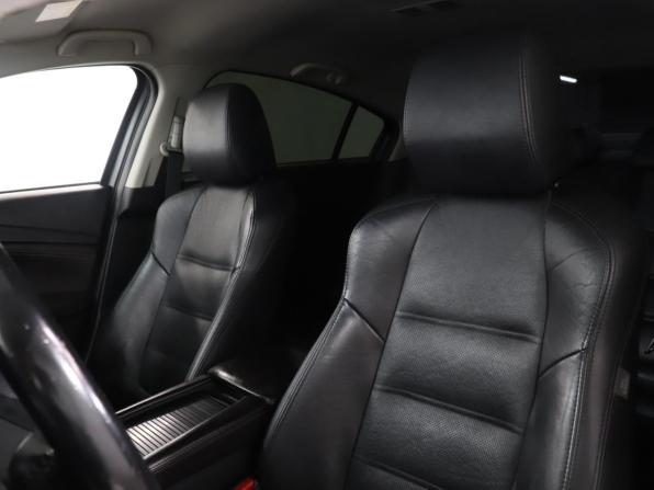 Mazda 6 III (GJ) Рестайлинг с пробегом 2015 года, цена 1 549 900 рублей, 196772 км, седан, Автокод Объявления