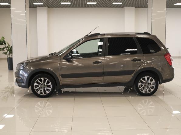 Lada (ВАЗ) Granta I Рестайлинг с пробегом 2021 года, цена 855 000 рублей, 85740 км, универсал, Автокод Объявления
