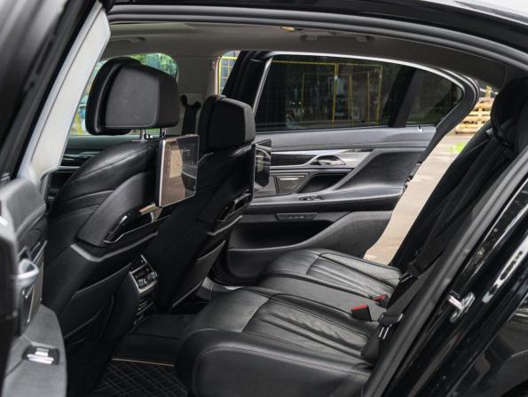 BMW 7 серии VI (G11/G12) Рестайлинг с пробегом 2019 года, цена 5 800 000 рублей, 76700 км, седан, Автокод Объявления