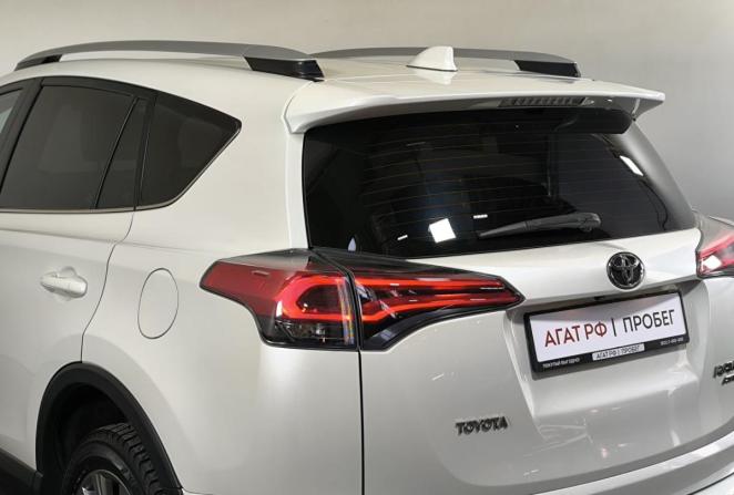Toyota RAV4 IV (XA40) Рестайлинг с пробегом 2017 года, цена 2 440 000 рублей, 137000 км, внедорожник, Автокод Объявления