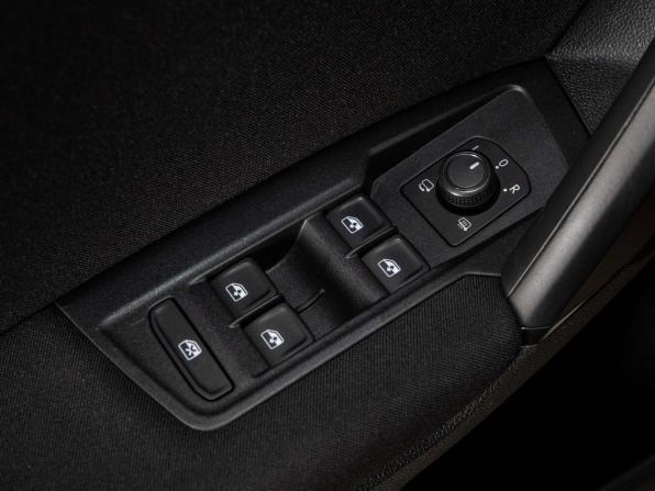 Volkswagen Tiguan II с пробегом 2020 года, цена 2 698 000 рублей, 124000 км, внедорожник, Автокод Объявления
