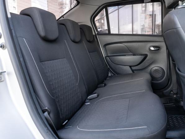 Renault Logan II с пробегом 2015 года, цена 629 000 рублей, 126048 км, седан, Автокод Объявления