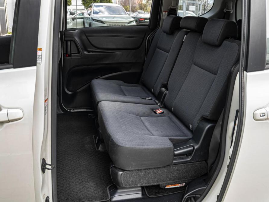 Toyota Sienta II Краснодар  - изображение 7