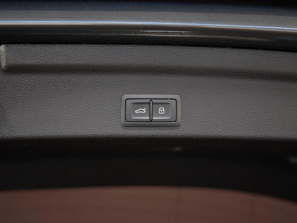 Audi Q3 Sportback II (F3) с пробегом 2020 года, цена 3 990 000 рублей, 114307 км, внедорожник, Автокод Объявления