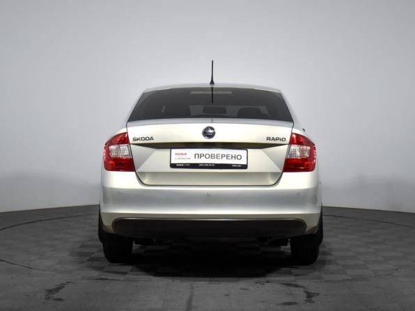 Skoda Rapid I с пробегом 2014 года, цена 679 000 рублей, 273996 км, лифтбек, Автокод Объявления