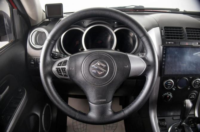 Suzuki Grand Vitara II Рестайлинг с пробегом 2010 года, цена 1 029 000 рублей, 233658 км, внедорожник, Автокод Объявления