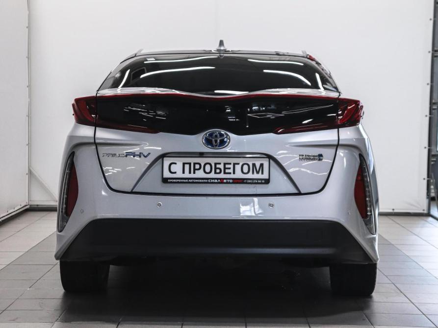 Toyota Prius IV (XW50) Красноярск  - изображение 6