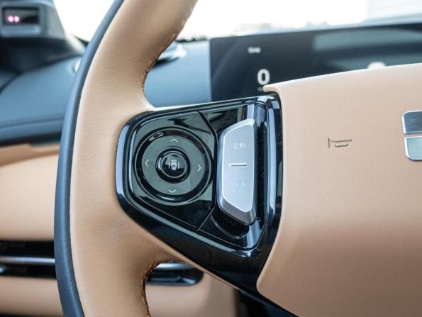 Geely Galaxy Starship 7 с пробегом 2025 года, цена 3 200 000 рублей, 28 км, внедорожник, Автокод Объявления