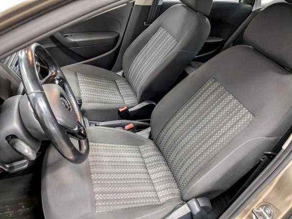 Volkswagen Polo V Рестайлинг с пробегом 2017 года, цена 1 125 000 рублей, 106172 км, седан, Автокод Объявления
