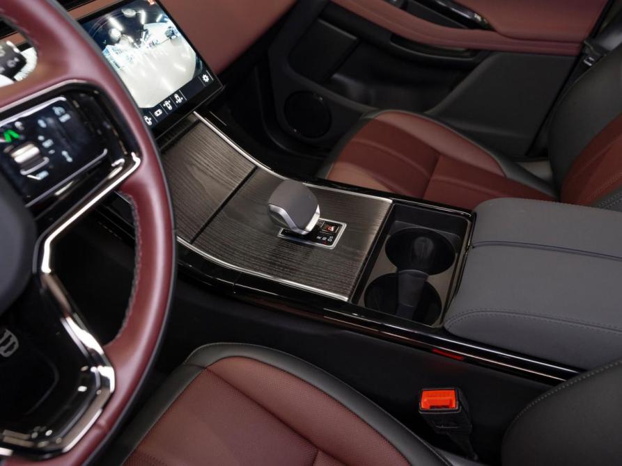 Land Rover Range Rover Evoque II Рестайлинг Москва  - изображение 17