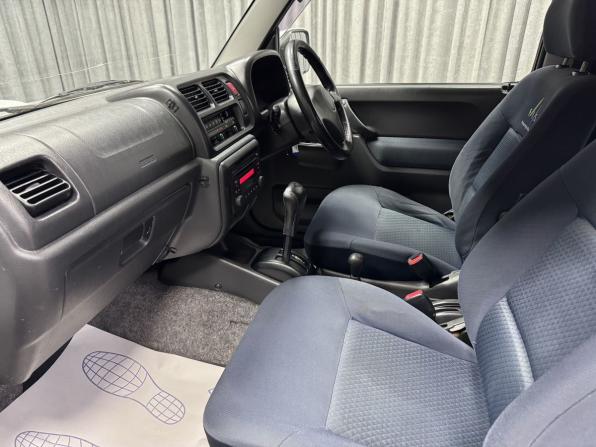 Suzuki Jimny III с пробегом 2004 года, цена 680 000 рублей, 163487 км, внедорожник, Автокод Объявления