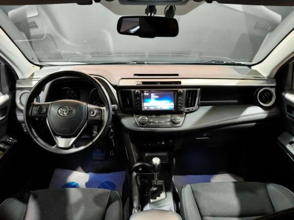Toyota RAV4 IV (XA40) Рестайлинг с пробегом 2017 года, цена 2 295 000 рублей, 109545 км, внедорожник, Автокод Объявления