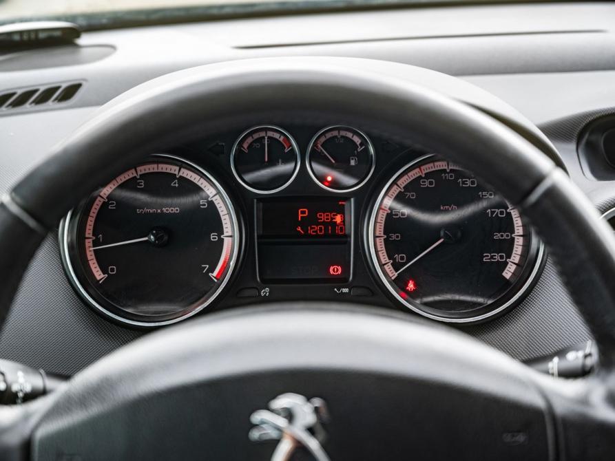 Peugeot 408 I Курган  - изображение 17