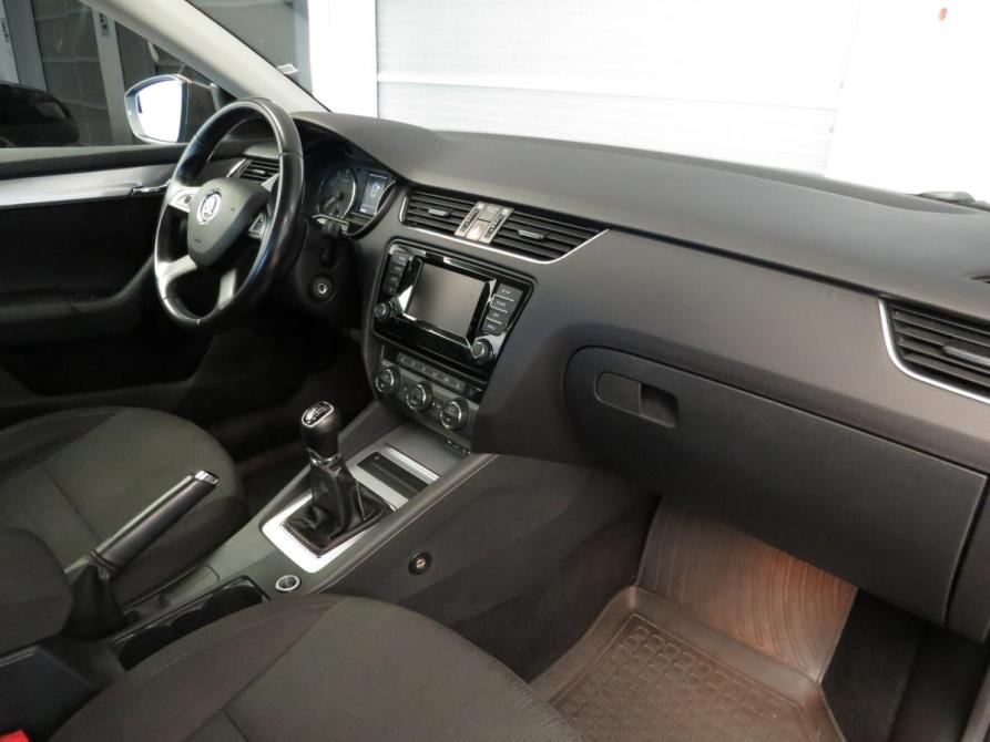 Skoda Octavia III (A7) Санкт-Петербург  - изображение 3