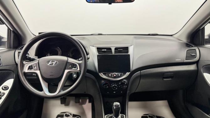 Hyundai Solaris I с пробегом 2014 года, цена 815 000 рублей, 92197 км, седан, Автокод Объявления