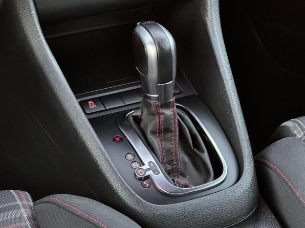 Volkswagen Golf GTI VI с пробегом 2011 года, цена 1 699 000 рублей, 181752 км, хэтчбек, Автокод Объявления
