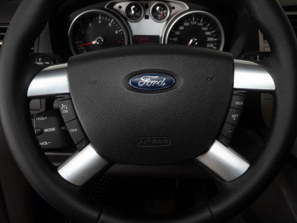 Ford Kuga I с пробегом 2012 года, цена 1 048 000 рублей, 212853 км, внедорожник, Автокод Объявления
