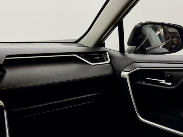 Toyota RAV4 V (XA50) с пробегом 2019 года, цена 3 140 000 рублей, 141421 км, внедорожник, Автокод Объявления