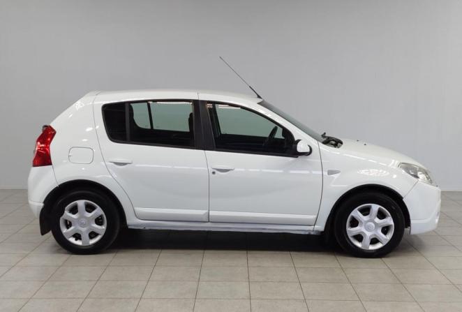 Renault Sandero I с пробегом 2012 года, цена 650 000 рублей, 145142 км, хэтчбек, Автокод Объявления