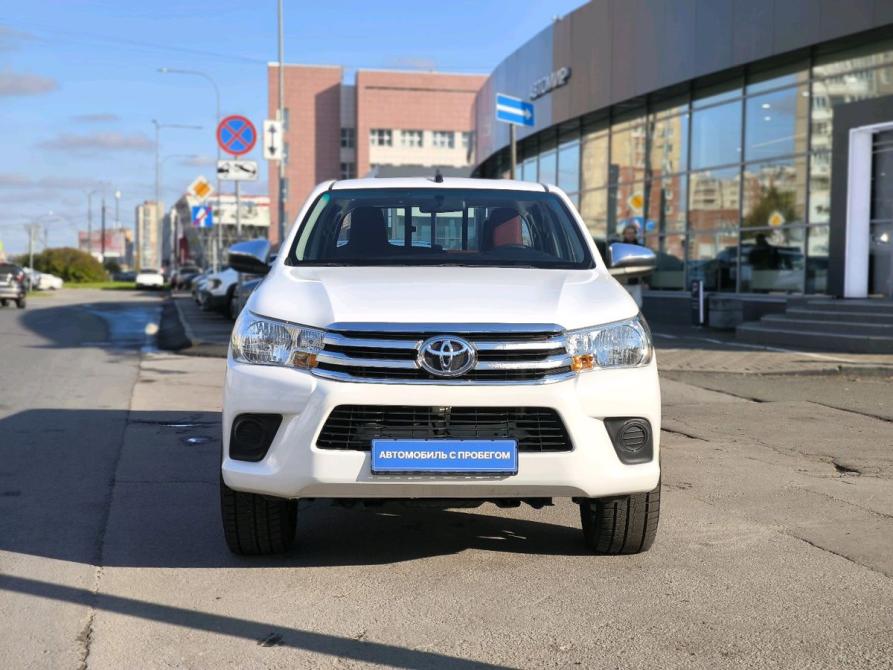 Toyota Hilux VIII Рестайлинг 2 Санкт-Петербург  - изображение 2