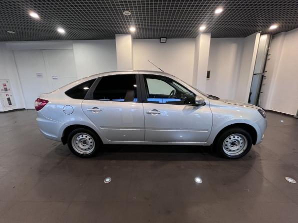 Lada (ВАЗ) Granta I Рестайлинг с пробегом 2024 года, цена 895 000 рублей, 58500 км, лифтбек, Автокод Объявления