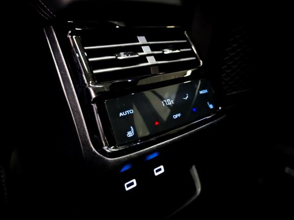Geely Monjaro I с пробегом 2024 года, цена 3 150 000 рублей, 16134 км, внедорожник, Автокод Объявления